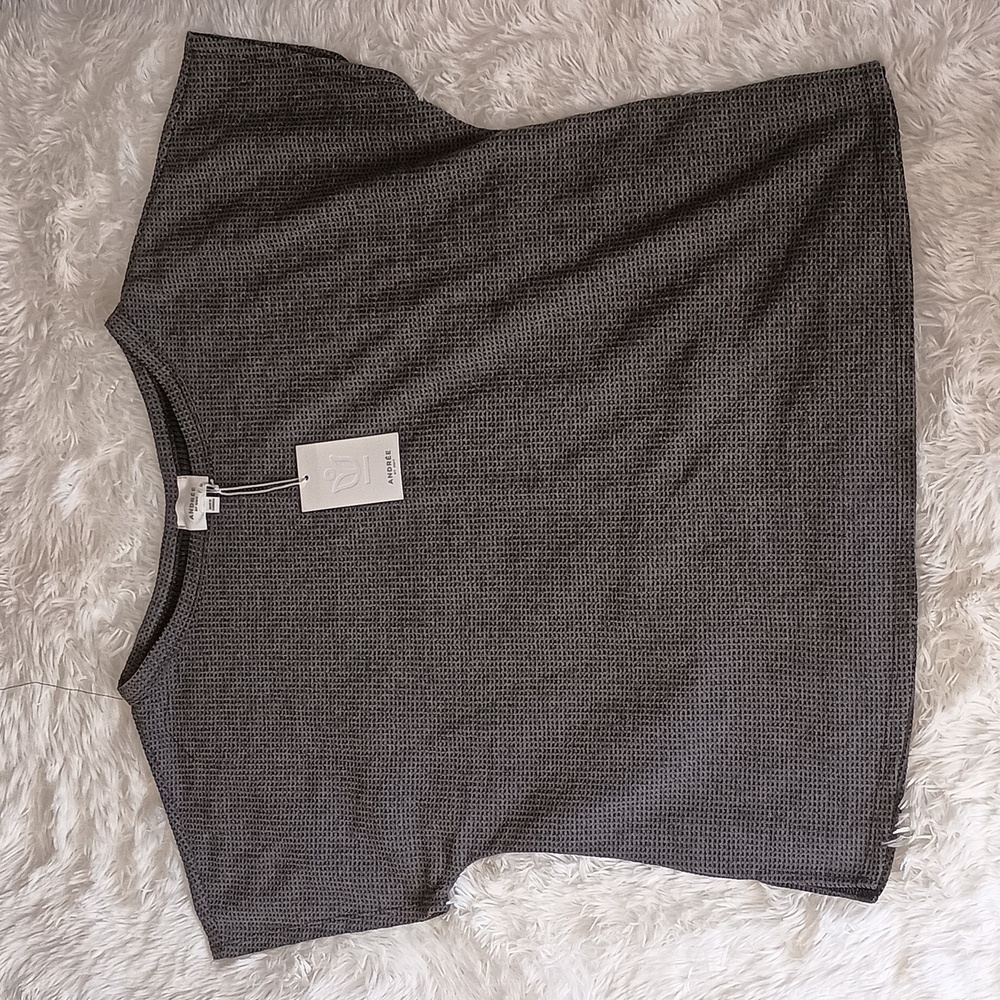 Andree By Unit Gray Waffle Knit Oversized Top
